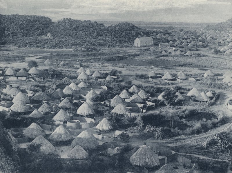 A Native Village (s/hvitt bilde) av South African Photographer