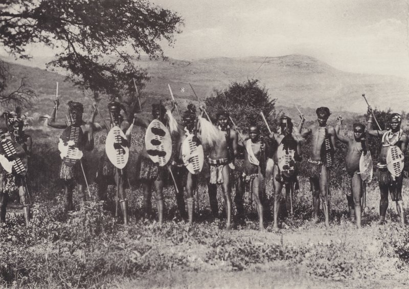 Kafir Warriors (s/hvitt bilde) av South African Photographer