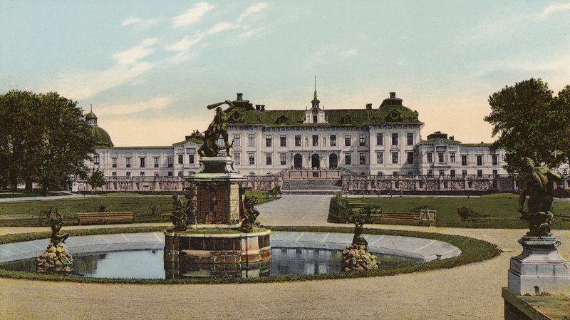 Stockholm: Drottningholm slott (farget bilde) av Swedish Photographer