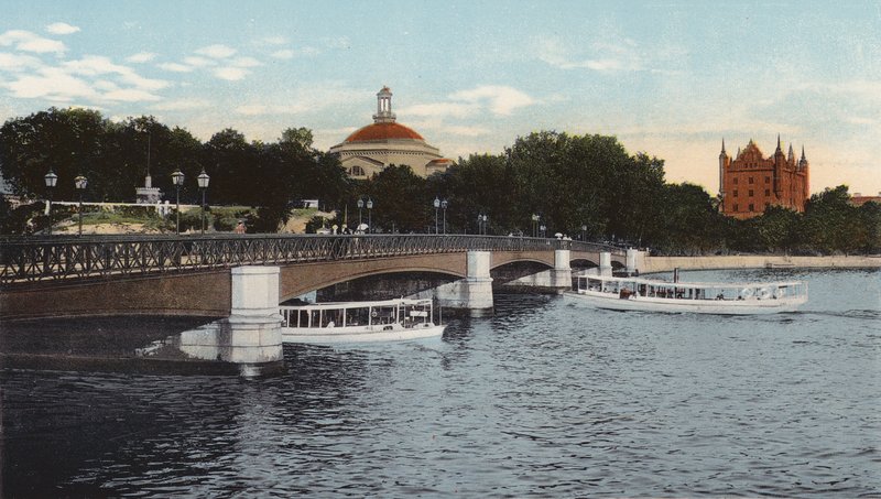 Stockholm: Skeppsholmen (farget bilde) av Swedish Photographer