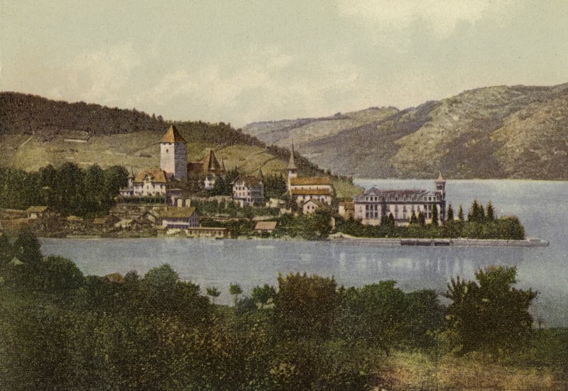 Berner Oberland: Spiez (farget bilde) av Swiss Photographer
